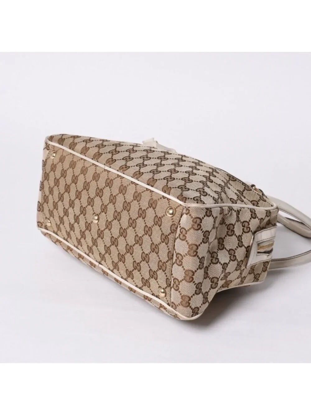 Gucci Guuci GG Canvas Shoulder Bag Beige White